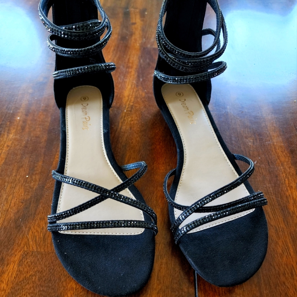 Dream Pairs size 9 women's black dress shoes